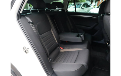 Skoda SuperB 2.0TDI/4X4 Scout/DSG/Подгрев/Камера/Virtual/Distronic/ - автомобили, коли, обяви за нови и употребявани 8