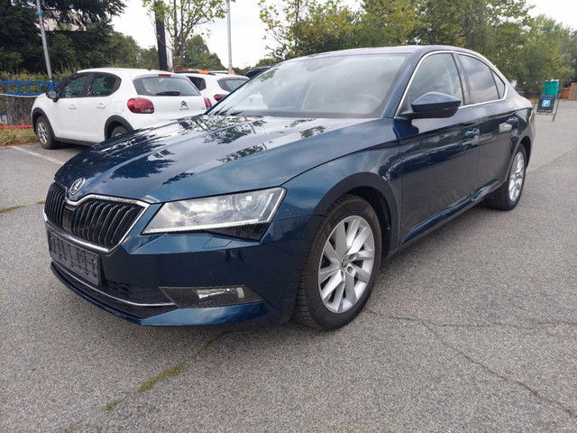 Skoda Superb 2, 0D УНИКАЛЕН!!!! - автомобили, коли, обяви за нови и употребявани 0