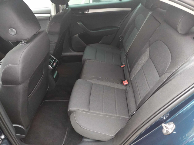 Skoda Superb 2, 0D УНИКАЛЕН!!!! - автомобили, коли, обяви за нови и употребявани 9