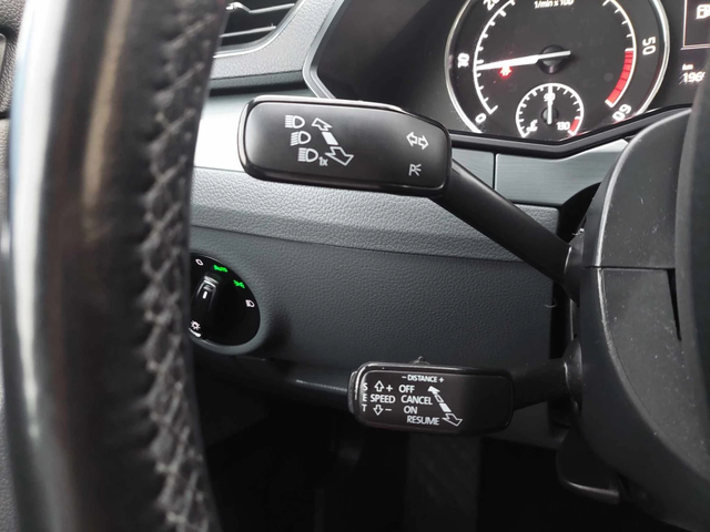 Skoda Superb 2, 0TDI 190ps 4x4 - автомобили, коли, обяви за нови и употребявани 11