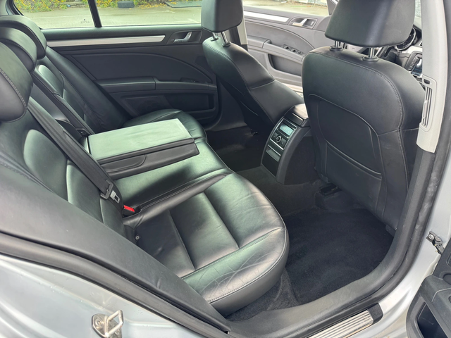 Skoda Superb 2.0TDI-DSG-NAVI-кожа - автомобили, коли, обяви за нови и употребявани 15