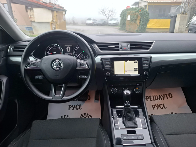 Skoda Superb 1.6TDI DSG Navi - автомобили, коли, обяви за нови и употребявани 8