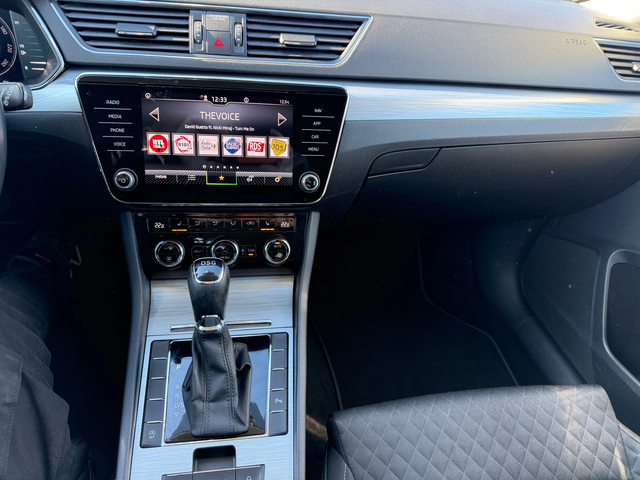 Skoda Superb 2.0 TDI - автомобили, коли, обяви за нови и употребявани 13