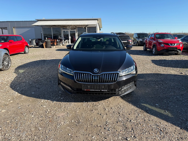 Skoda Superb 2.0 TDI - автомобили, коли, обяви за нови и употребявани 1