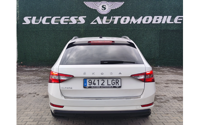 Skoda Superb CHERENPETUK* 2.0* DISTRONIC* LEDD* FACE* LIZING - автомобили, коли, обяви за нови и употребявани 10