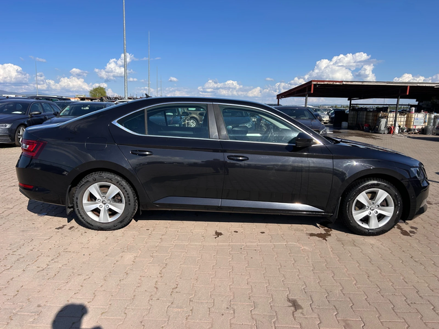 Skoda Superb 1.4TSI NAVI EURO 6 - автомобили, коли, обяви за нови и употребявани 4