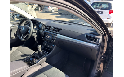 Skoda Superb 1.4TSI NAVI EURO 6 - автомобили, коли, обяви за нови и употребявани 9