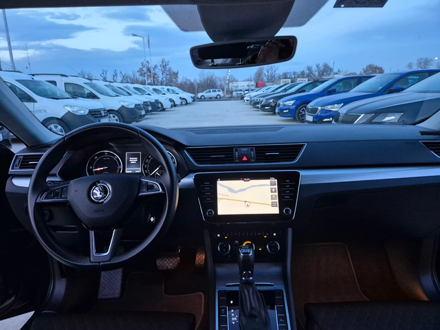 Skoda Superb С-Гаранция-4Х4 -А/Т -190кс - автомобили, коли, обяви за нови и употребявани 14