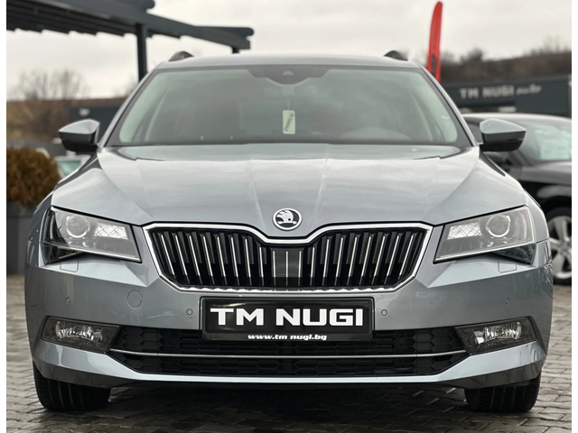 Skoda Superb 2.0TDI* 150kc* LED* NAVI* D&G* TOP* - автомобили, коли, обяви за нови и употребявани 0