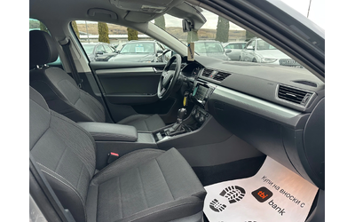 Skoda Superb 2.0TDI* 150kc* LED* NAVI* D&G* TOP* - автомобили, коли, обяви за нови и употребявани 8