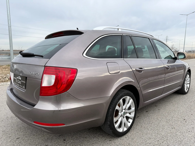 Skoda Superb 2.0 TDI / ELEGANCE / PARKTRONIC / TEMPOMAT - автомобили, коли, обяви за нови и употребявани 6