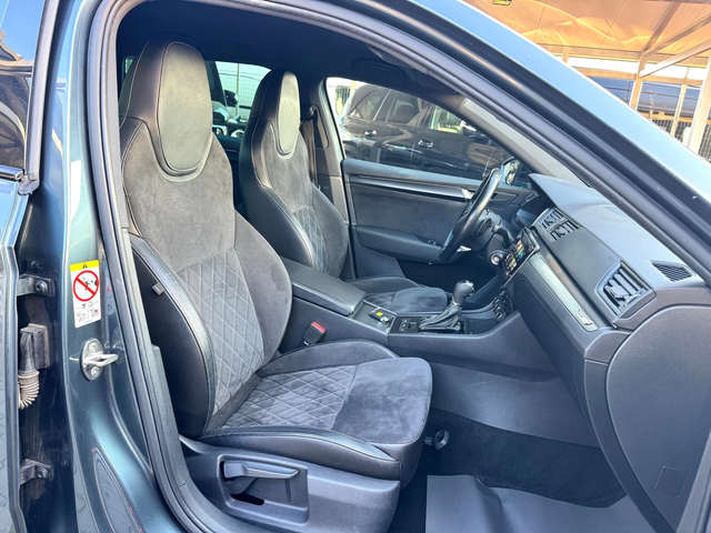 Skoda Superb 2.0TDI#SPORTLINE#DIGITAL#CRYSTAL#DISTR#CARBON - автомобили, коли, обяви за нови и употребявани 10