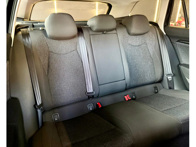 Skoda Superb 2.0TDI DSG* Essence* Лизинг* Carplay* Гаранция - автомобили, коли, обяви за нови и употребявани 15