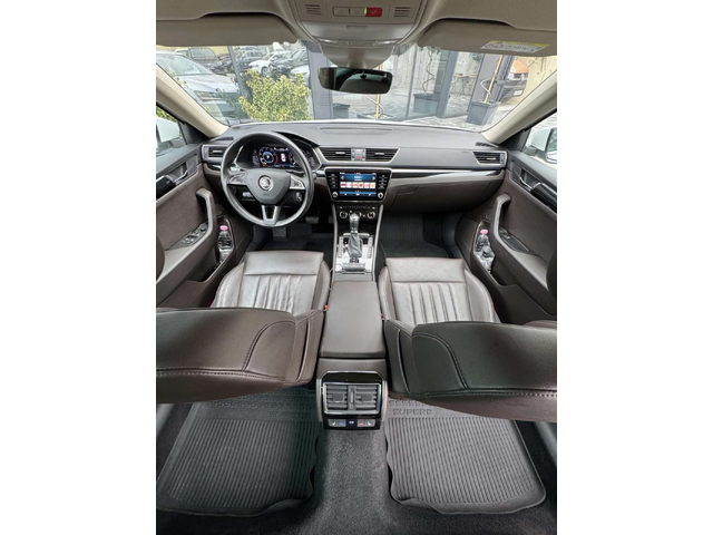 Skoda Superb L&K - автомобили, коли, обяви за нови и употребявани 12