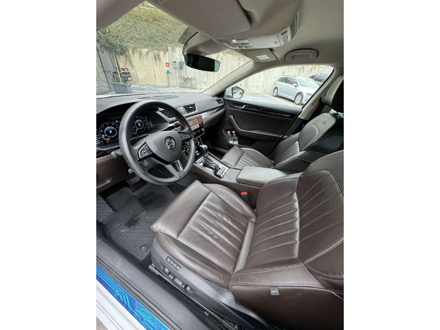 Skoda Superb L&K - автомобили, коли, обяви за нови и употребявани 9