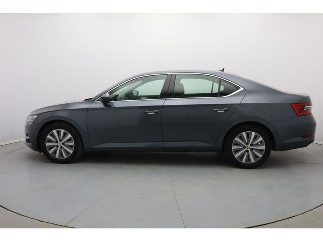 Skoda Superb - автомобили, коли, обяви за нови и употребявани 11