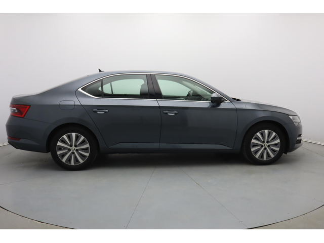 Skoda Superb - автомобили, коли, обяви за нови и употребявани 29