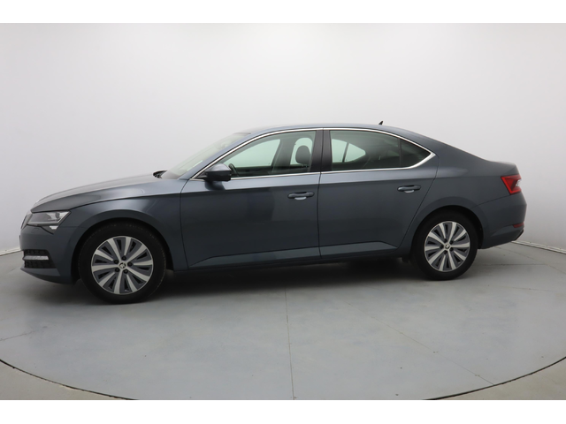 Skoda Superb - автомобили, коли, обяви за нови и употребявани 9