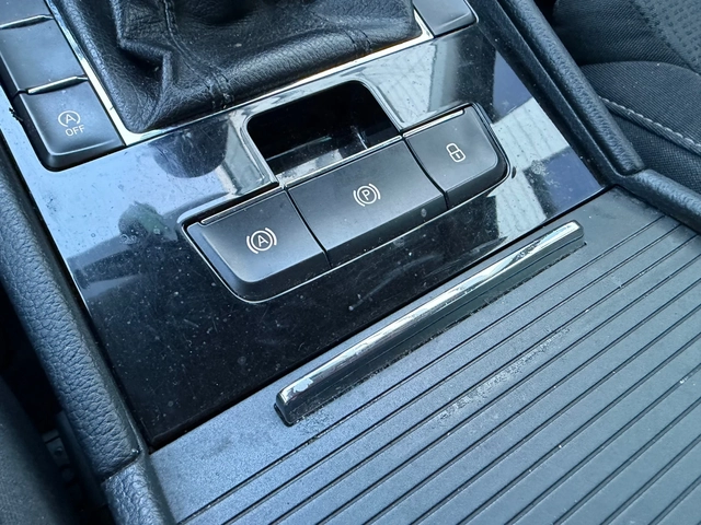Skoda Superb Ръчка* LED* XENON* Дизел - автомобили, коли, обяви за нови и употребявани 13