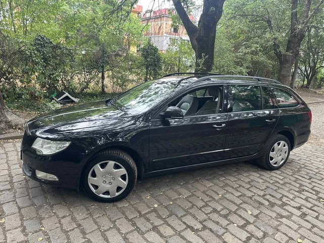 Skoda Superb 1, 6TDi - автомобили, коли, обяви за нови и употребявани 3