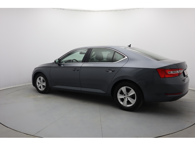 Skoda Superb - автомобили, коли, обяви за нови и употребявани 13
