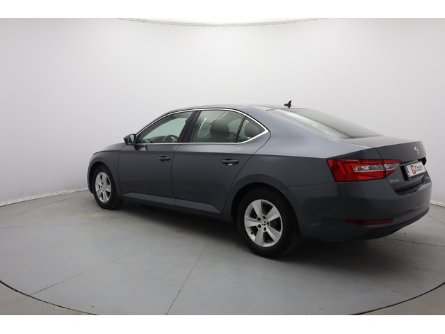 Skoda Superb - автомобили, коли, обяви за нови и употребявани 14