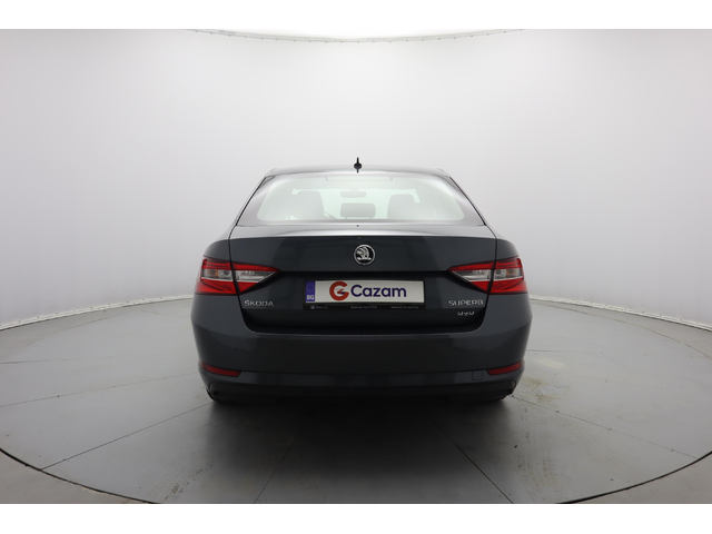 Skoda Superb - автомобили, коли, обяви за нови и употребявани 19