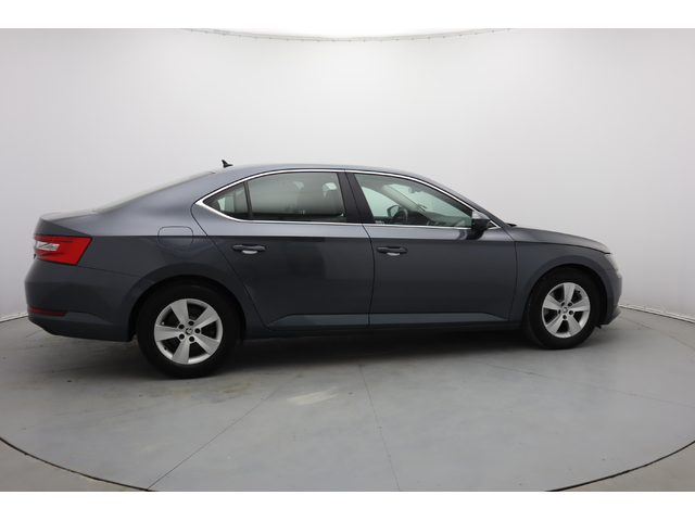 Skoda Superb - автомобили, коли, обяви за нови и употребявани 27