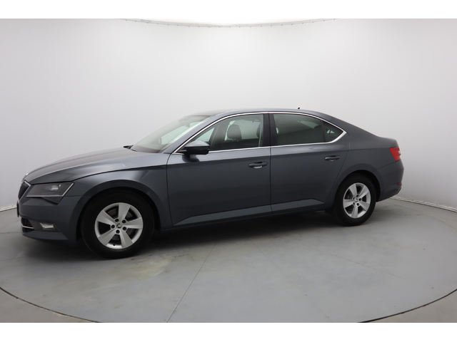 Skoda Superb - автомобили, коли, обяви за нови и употребявани 7