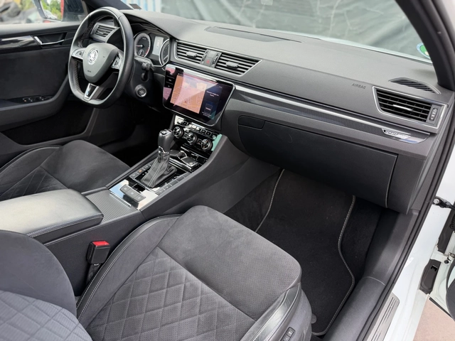 Skoda Superb 2.0TDI* 190* SPORTLINE* DSG* 4X4* РЕАЛЕН ПРОБЕГ* - автомобили, коли, обяви за нови и употребявани 9
