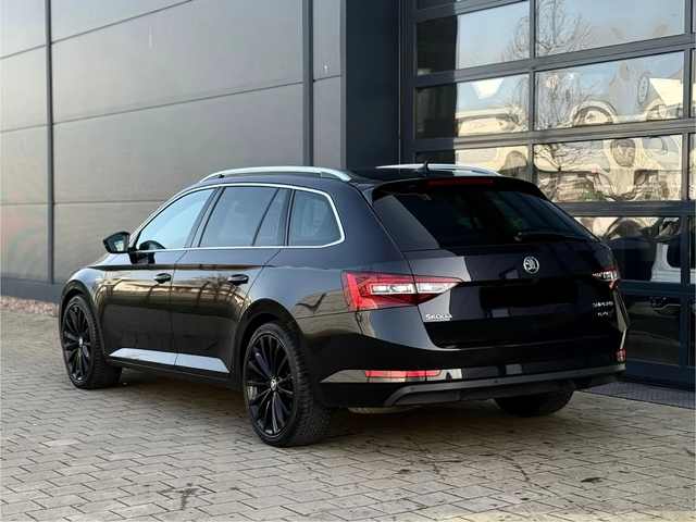 Skoda Superb Superb - автомобили, коли, обяви за нови и употребявани 4