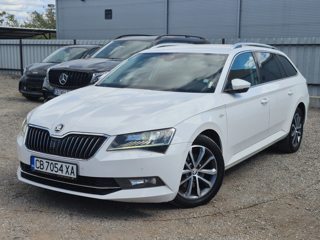 Skoda Superb Superb - автомобили, коли, обяви за нови и употребявани 1