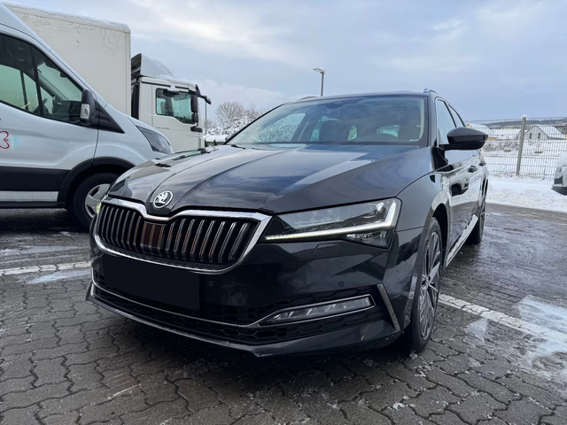 Skoda Superb Superb - автомобили, коли, обяви за нови и употребявани 14
