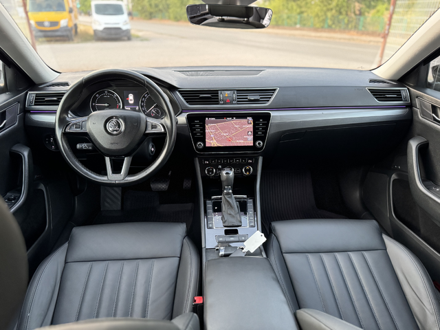 Skoda Superb Skoda Superb 2.0TDI * DSG * NAVI * LED *XENON - автомобили, коли, обяви за нови и употребявани 12