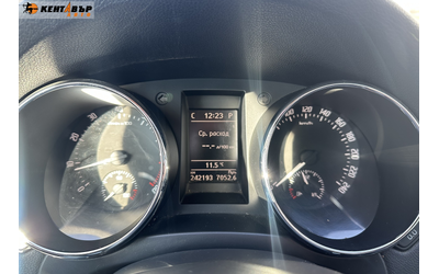 Skoda Yeti 1.8i/4х4/Газ/Панорама/Гаранция - автомобили, коли, обяви за нови и употребявани 12
