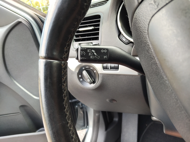 Skoda Yeti 1, 2i 105ps DSG NAVI - автомобили, коли, обяви за нови и употребявани 11