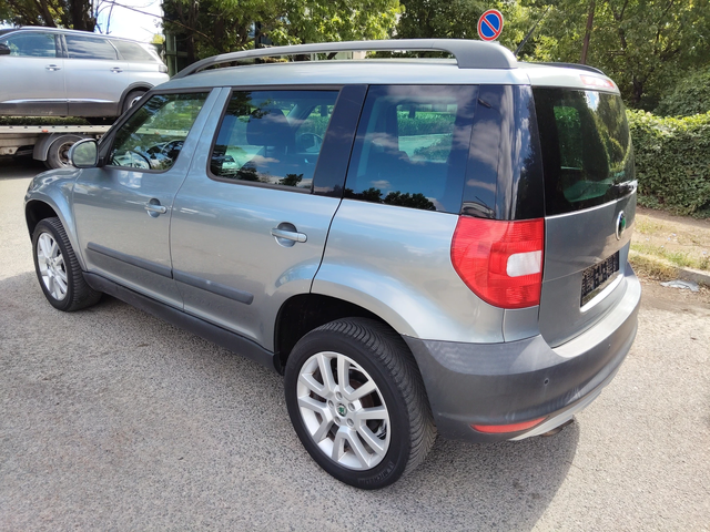 Skoda Yeti 1, 2i 105ps DSG NAVI - автомобили, коли, обяви за нови и употребявани 4