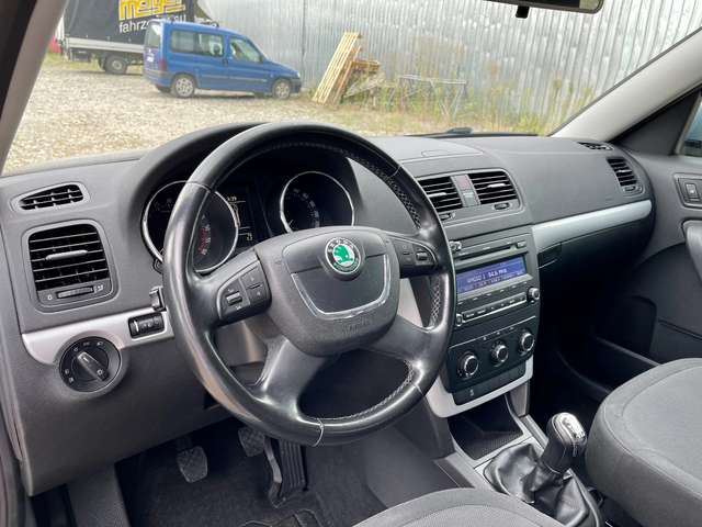 Skoda Yeti 2.0 TDI 4X4 - автомобили, коли, обяви за нови и употребявани 9