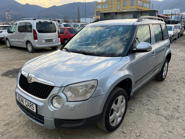 Skoda Yeti 2.0 TDI- 110к.с.* Автопилот* Климатроник * Италия - автомобили, коли, обяви за нови и употребявани 0