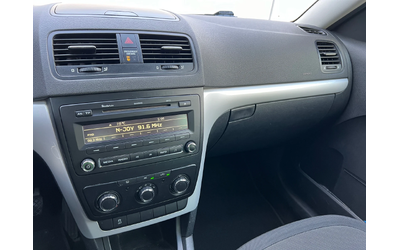 Skoda Yeti 2.0 TDI- 110к.с.* Автопилот* Климатроник * Италия - автомобили, коли, обяви за нови и употребявани 14