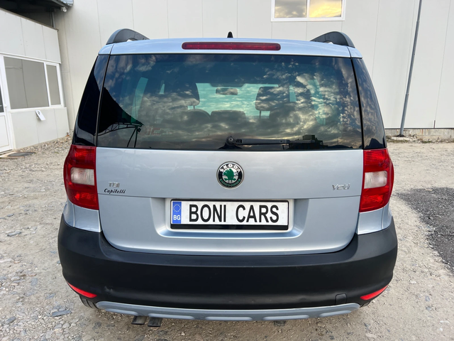 Skoda Yeti 2.0 TDI- 110к.с.* Автопилот* Климатроник * Италия - автомобили, коли, обяви за нови и употребявани 5