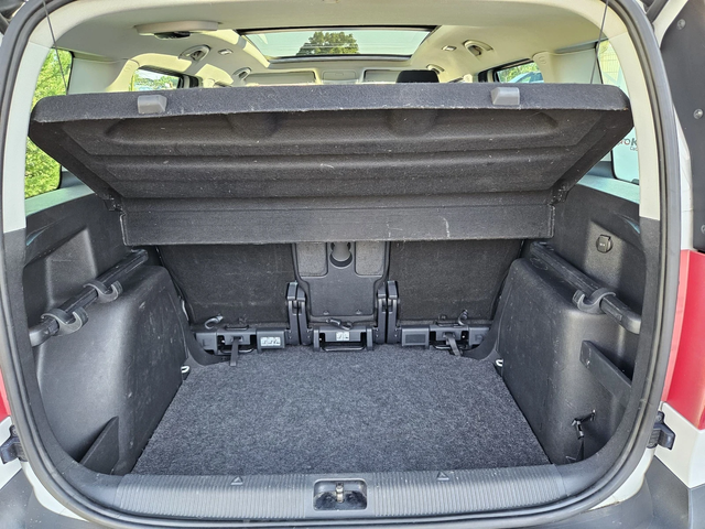 Skoda Yeti 2.0TDI-110кс= 4х4= 6СК= ADVENTURE= NAVI= ПАНОРАМА - автомобили, коли, обяви за нови и употребявани 9