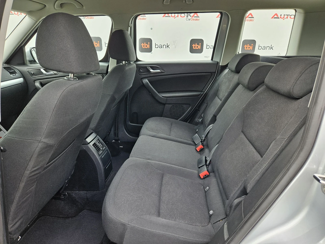 Skoda Yeti 1.6TDI-105kc= 159.000km= GreenLine= FACE= АВТОПИЛО - автомобили, коли, обяви за нови и употребявани 8