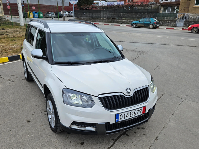 Skoda Yeti 1.6 Tdi AVTOMAT/NAVIG/134 000km - автомобили, коли, обяви за нови и употребявани 7
