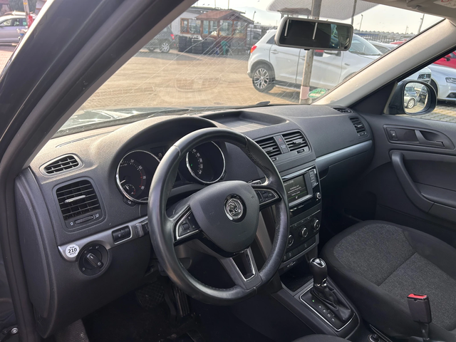 Skoda Yeti 1.2TSI AVTOMAT/NAVI EURO 6 - автомобили, коли, обяви за нови и употребявани 10