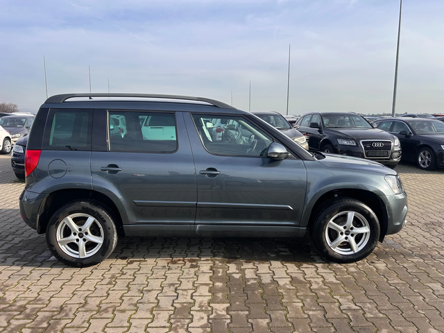 Skoda Yeti 1.2TSI AVTOMAT/NAVI EURO 6 - автомобили, коли, обяви за нови и употребявани 4