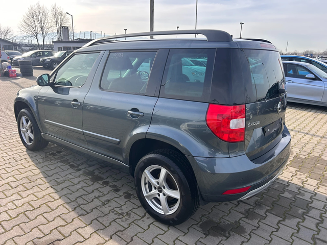 Skoda Yeti 1.2TSI AVTOMAT/NAVI EURO 6 - автомобили, коли, обяви за нови и употребявани 7
