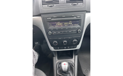 Skoda Yeti 2.0TDI 4X4 EURO 5 - автомобили, коли, обяви за нови и употребявани 13