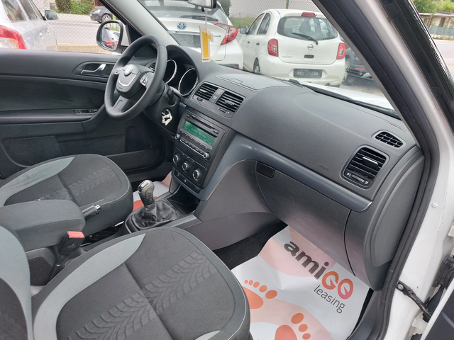Skoda Yeti 2.0TDI* 6-speed.* 4Х4* - автомобили, коли, обяви за нови и употребявани 11