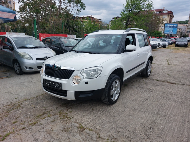 Skoda Yeti 2.0TDI* 6-speed.* 4Х4* - автомобили, коли, обяви за нови и употребявани 5